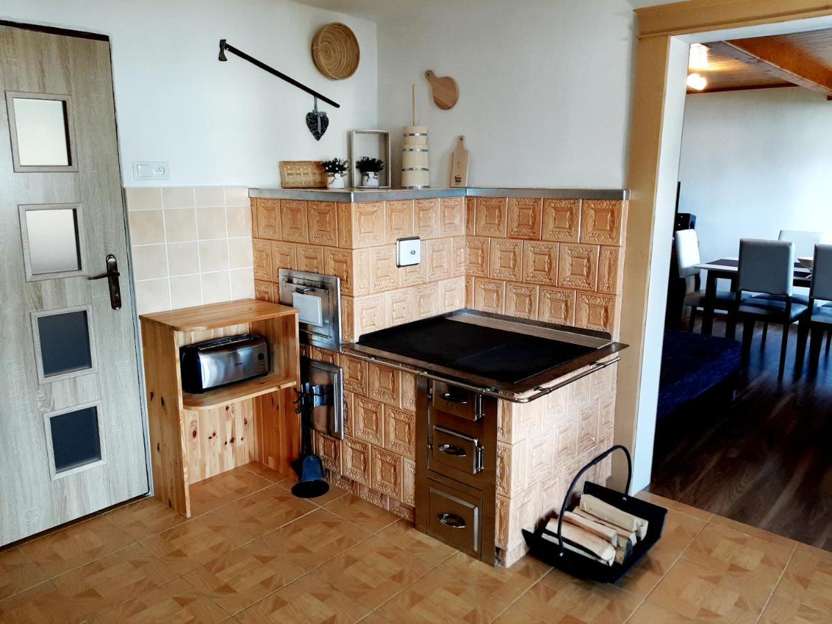 Viktoria- Neakceptujeme Mlade Partie Villa Terchová Dış mekan fotoğraf